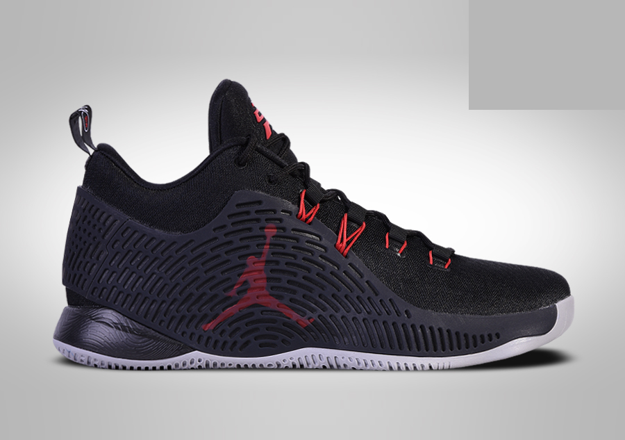 Фото № 1 с приближением к товару «‎Nike Air Jordan Cp3.x »