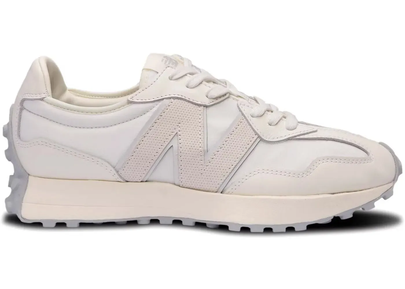 New Balance 327