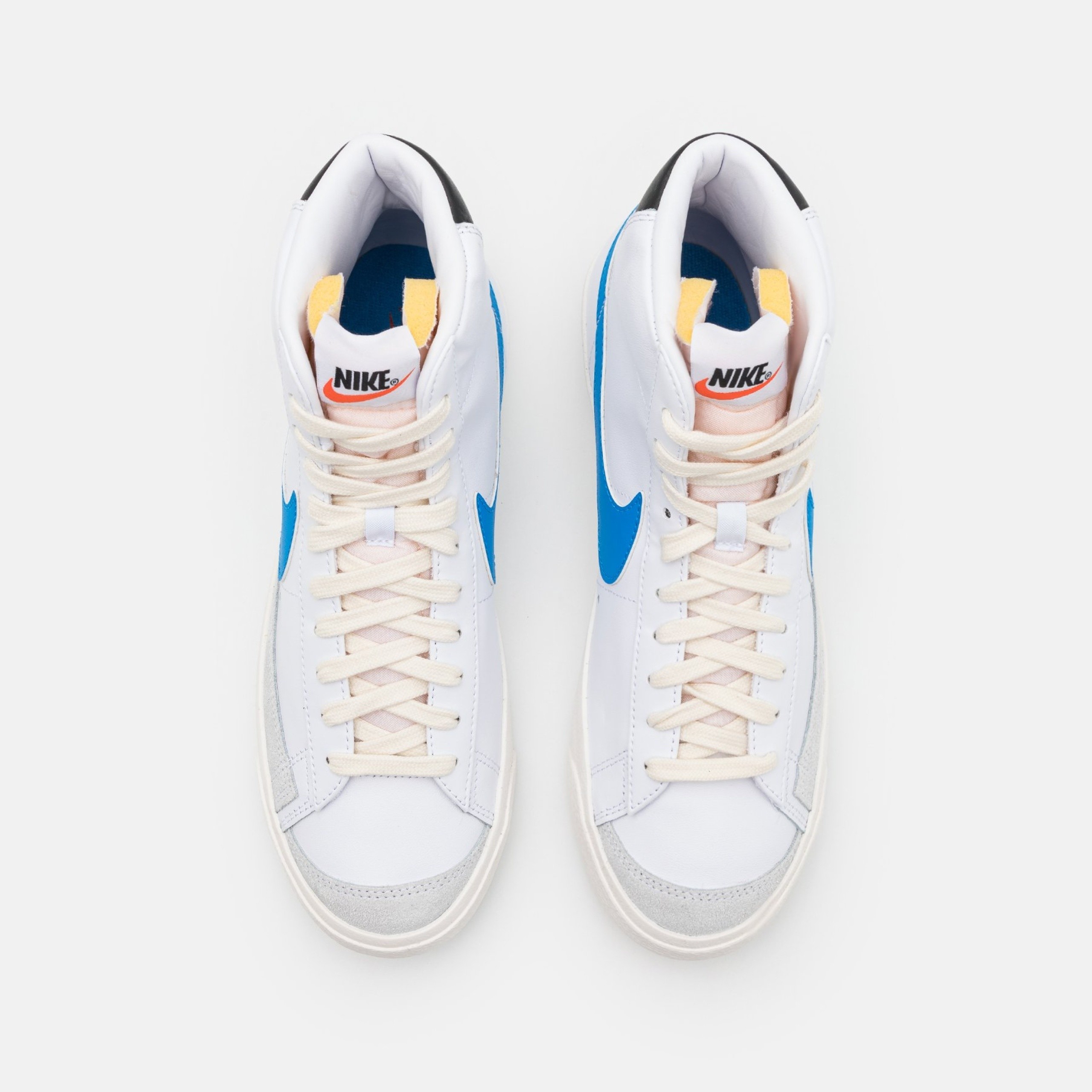 Фото № 4 с приближением к товару «‎Nike Blazer 77 »