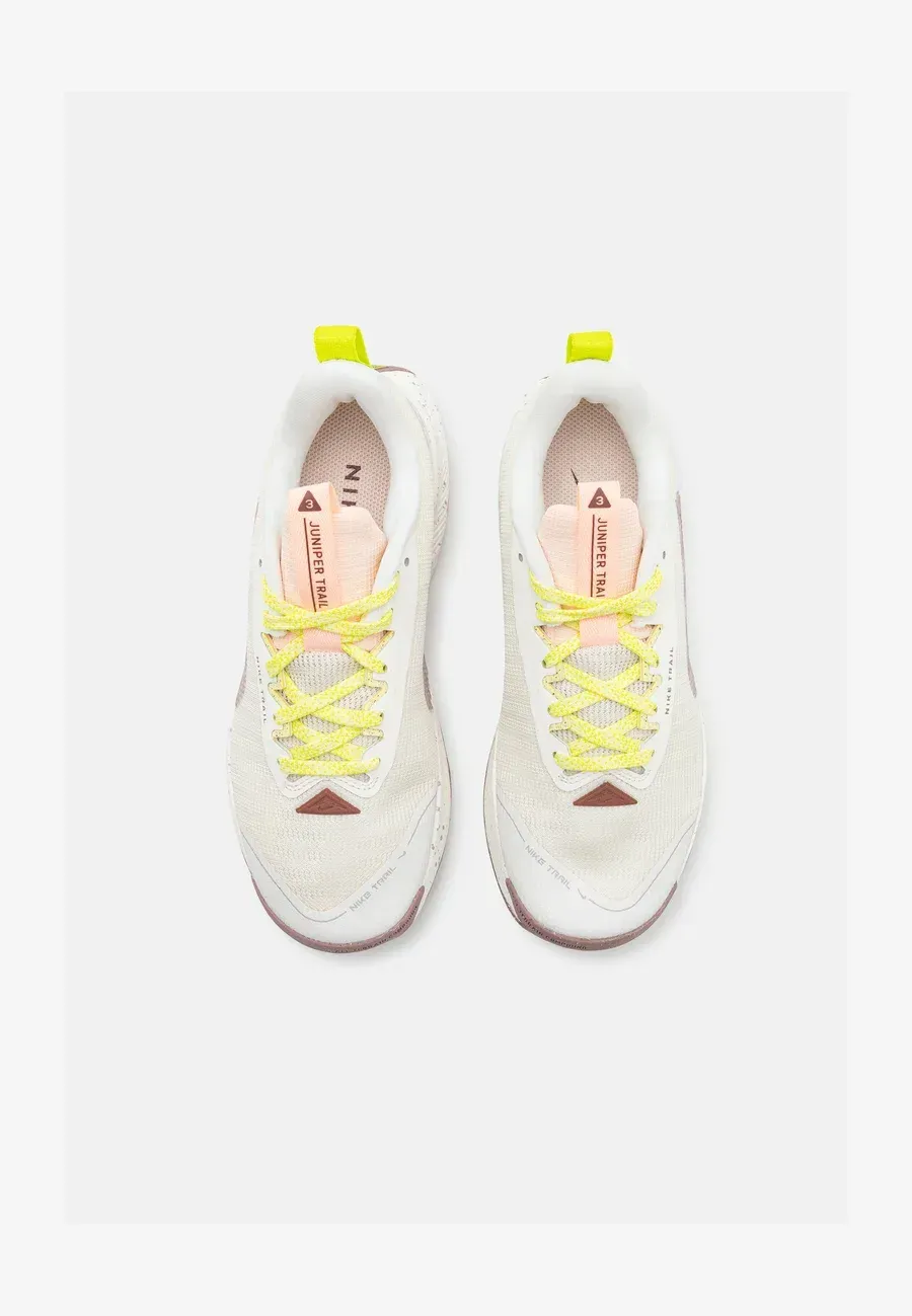 Фото № 4 с приближением к товару «‎JUNIPER TRAIL 3»