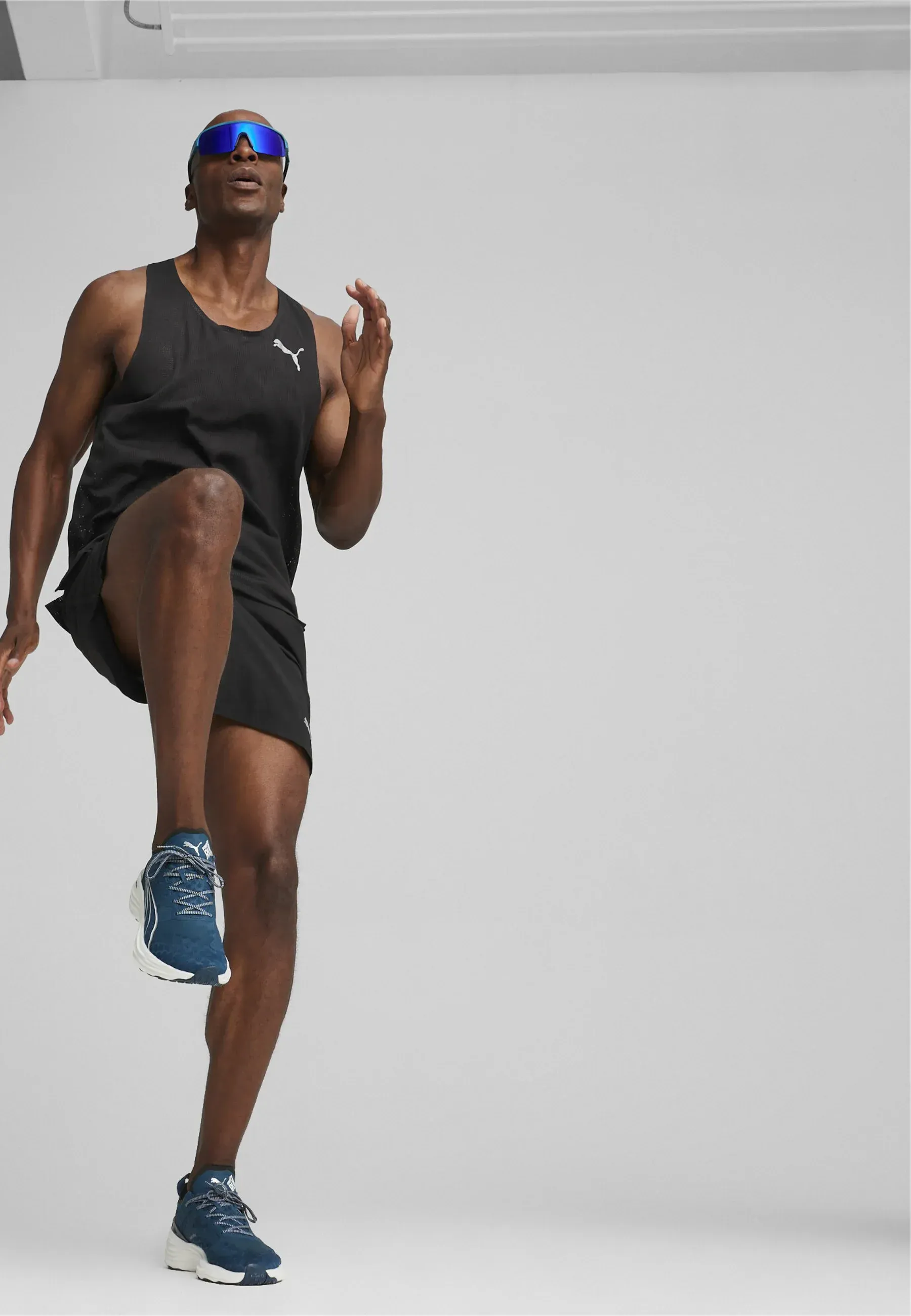 Фото № 2 с приближением к товару «‎FOREVERRUN NITRO»