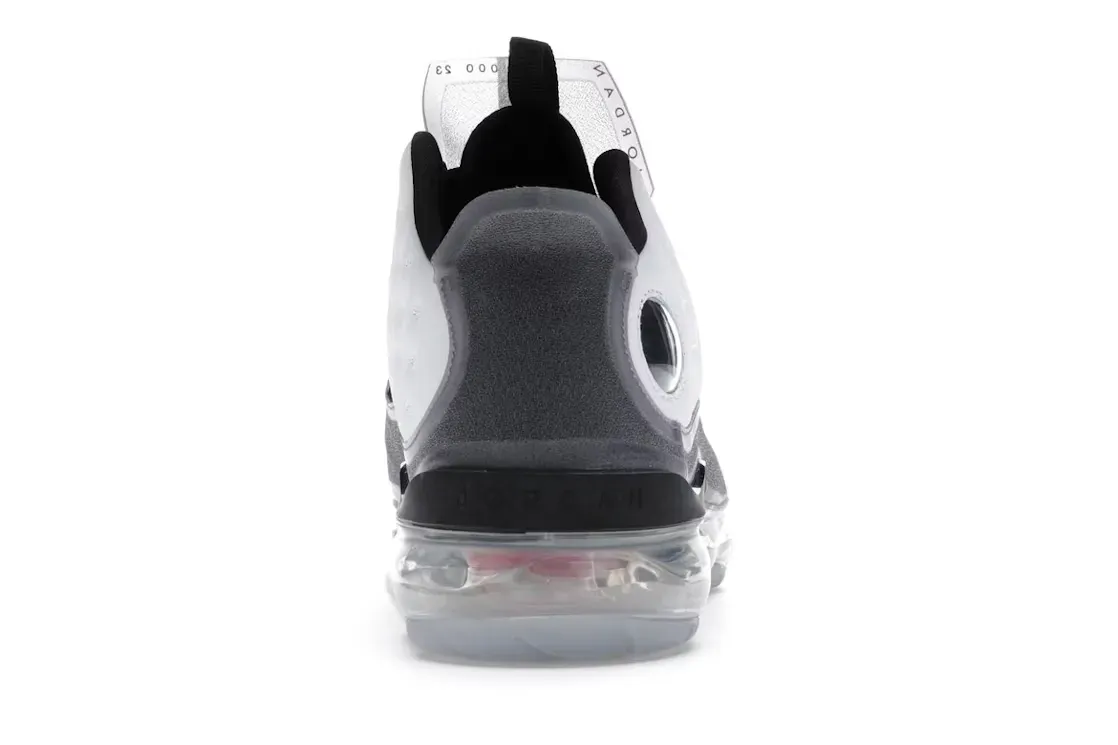 Фото № 4 с приближением к товару «‎Jordan Reign»