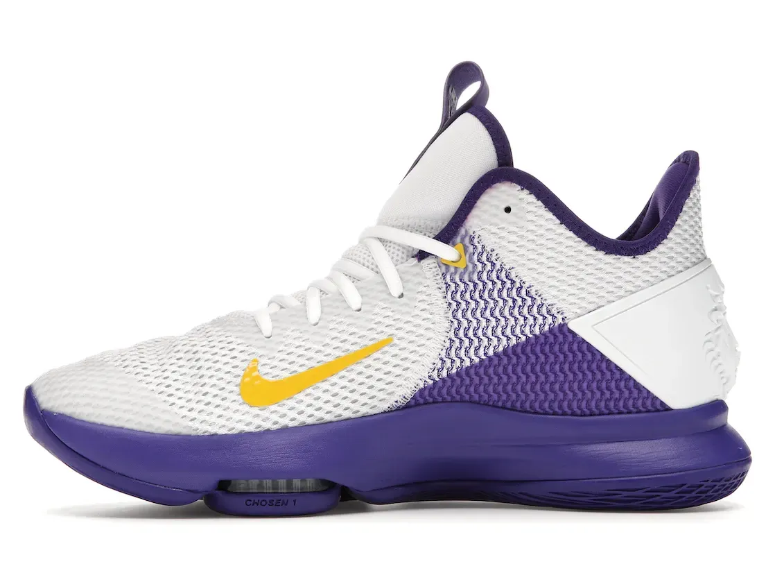 Фото № 3 с приближением к товару «‎Nike LeBron Witness 4 White/Voltage Purple»