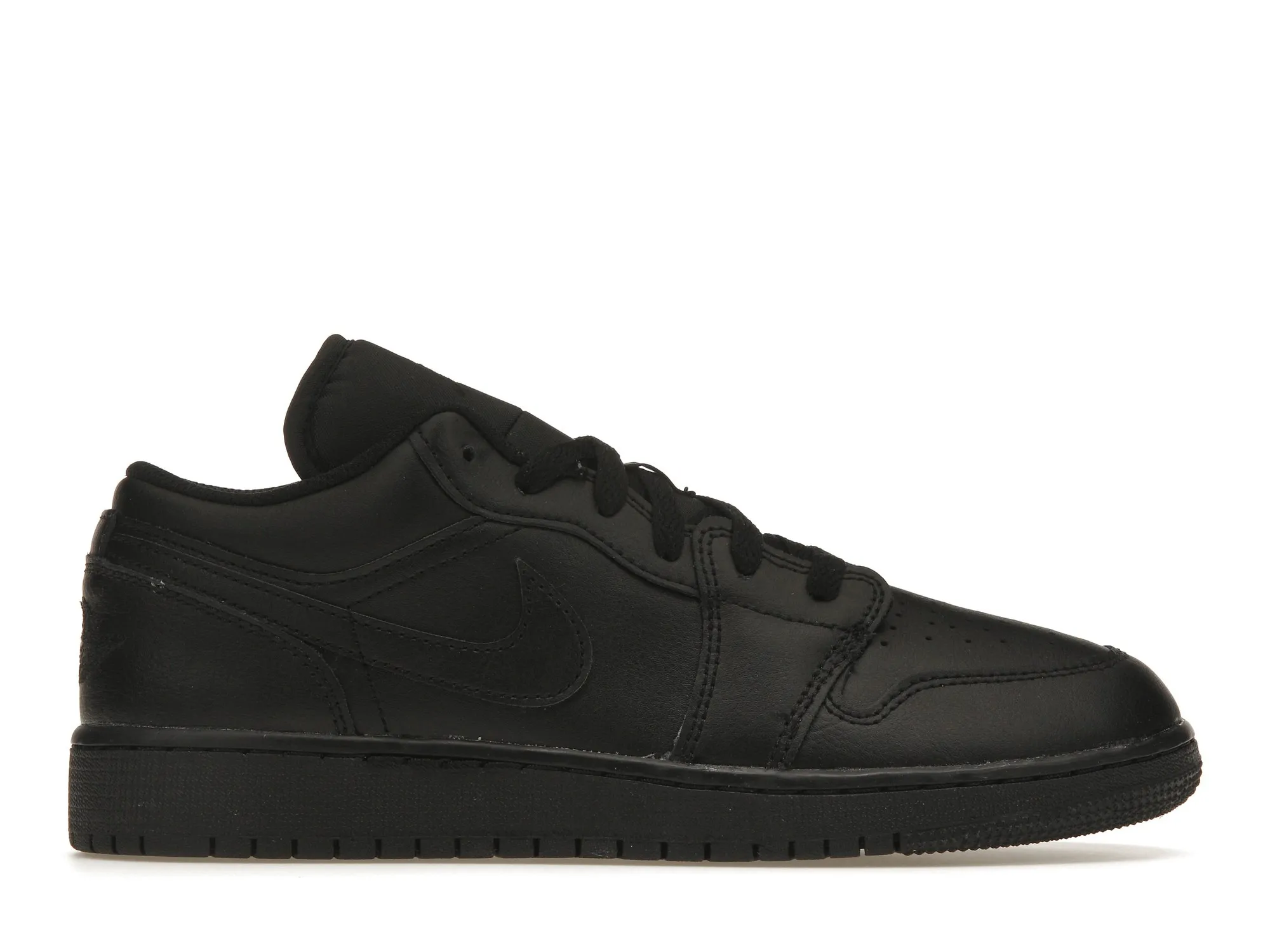 Фото № 1 с приближением к товару «‎Jordan 1 Low Triple Black (2022) »