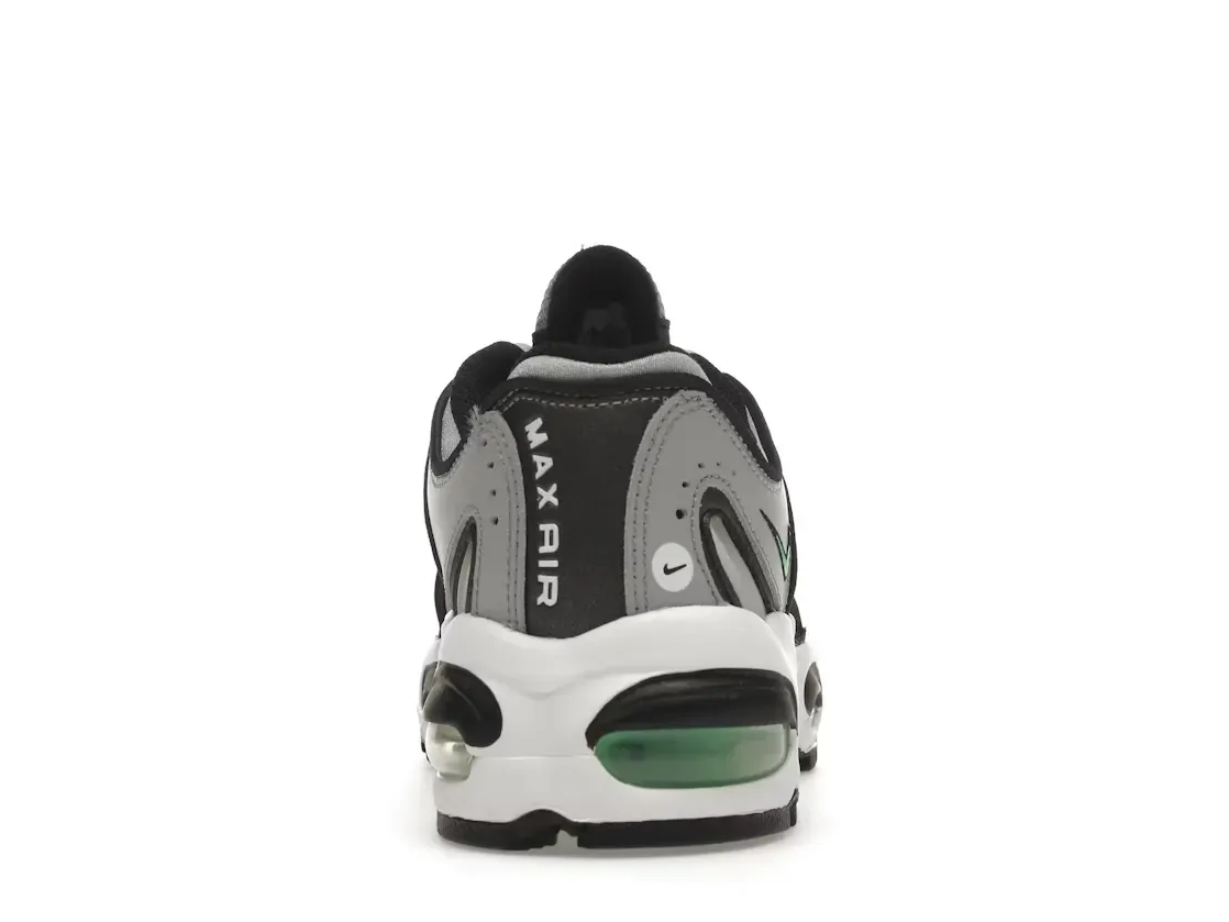 Фото № 4 с приближением к товару «‎Nike Air Max Tailwind 4»