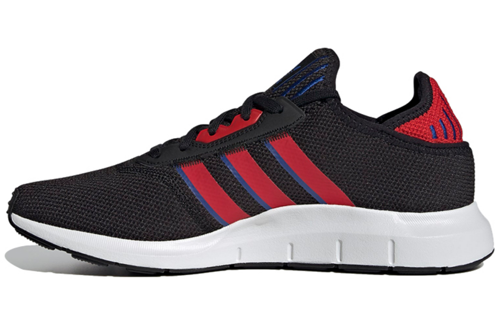 Фото № 1 с приближением к товару «‎adidas originals Swift Run X BlackRed»