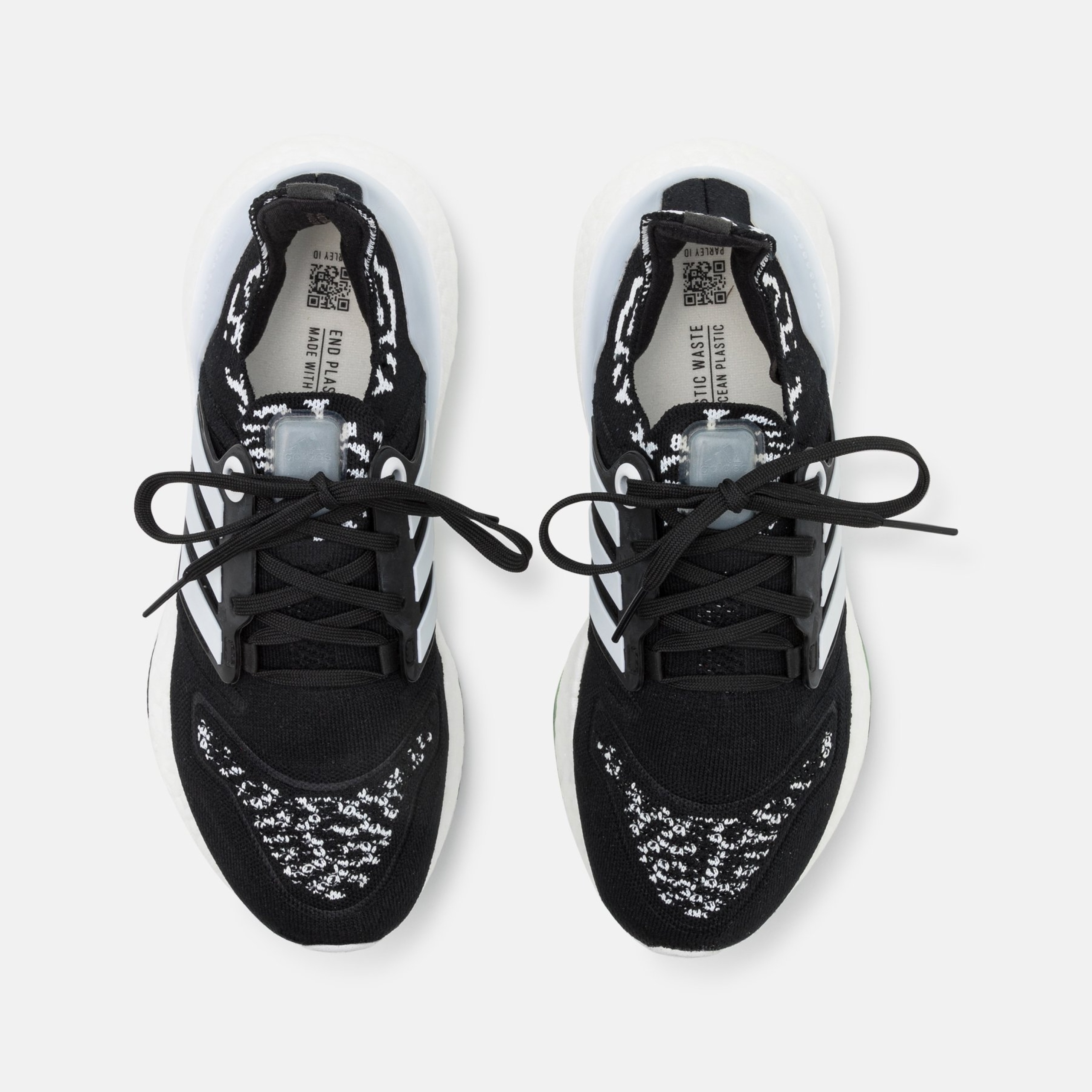 Фото № 4 с приближением к товару «‎Adidas Ultraboost 22»