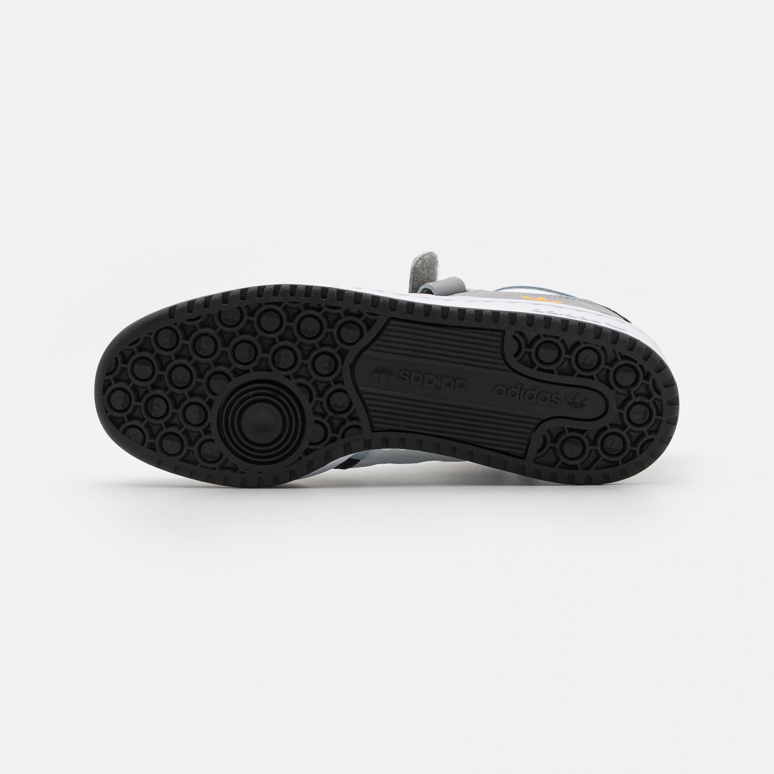 Фото № 5 с приближением к товару «‎Adidas Forum »