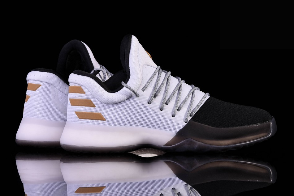 Фото № 2 с приближением к товару «‎Adidas Harden Vol. 1 Disruptor »