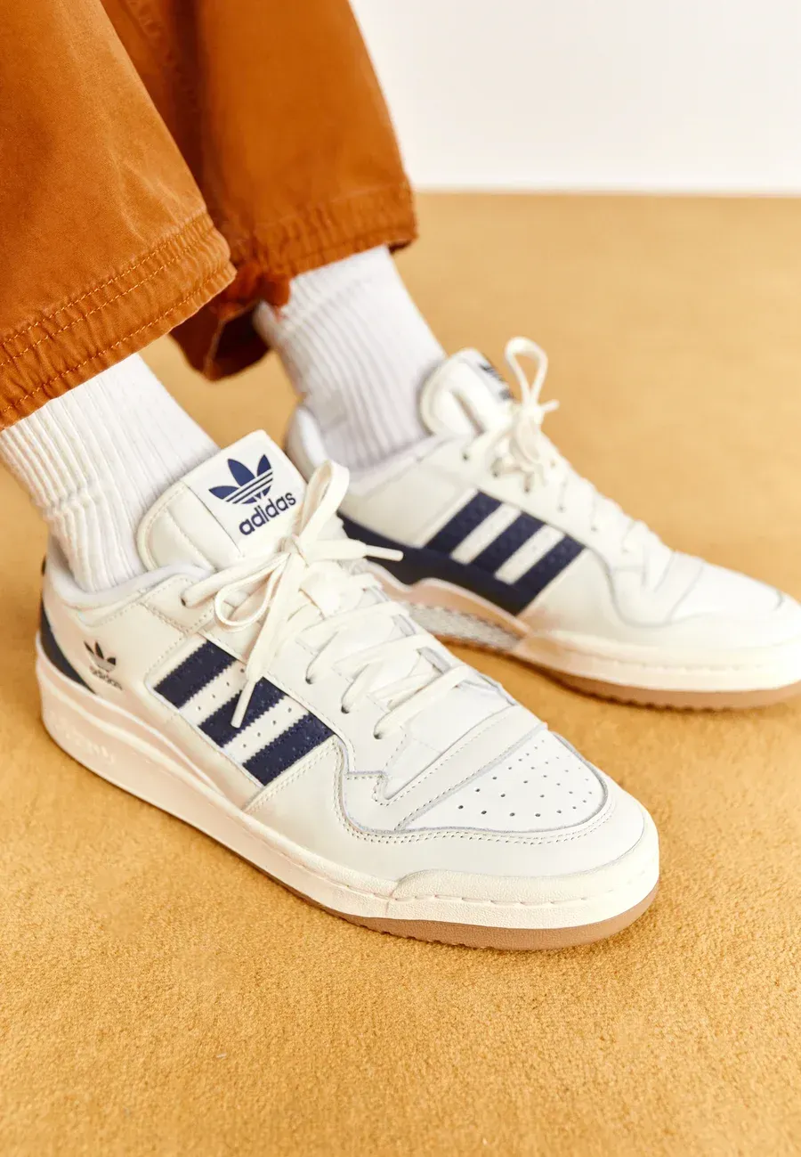 Фото № 2 с приближением к товару «‎FORUM LOW CL UNISEX»