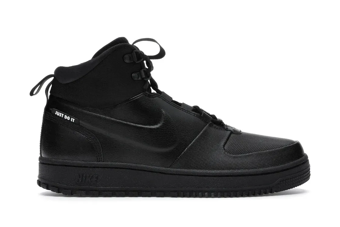 Фото № 1 с приближением к товару «‎Nike Path WNTR Black»
