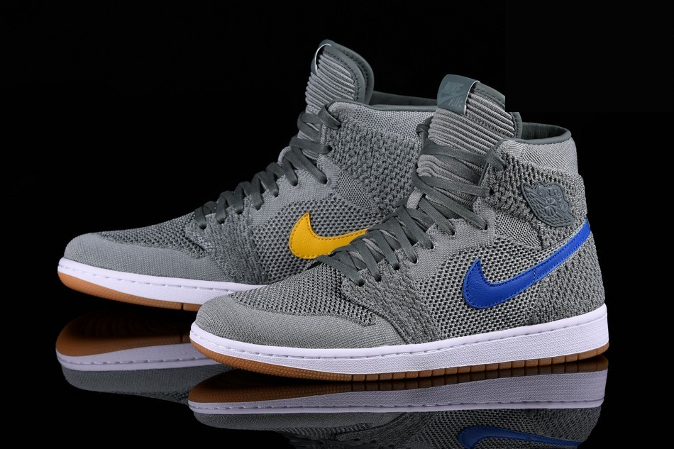 Фото № 1 с приближением к товару «‎Nike Air Jordan 1 Retro Flyknit Clay »