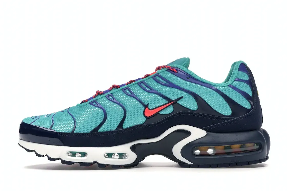 Фото № 3 с приближением к товару «‎Nike Air Max Plus Discover Your Air»