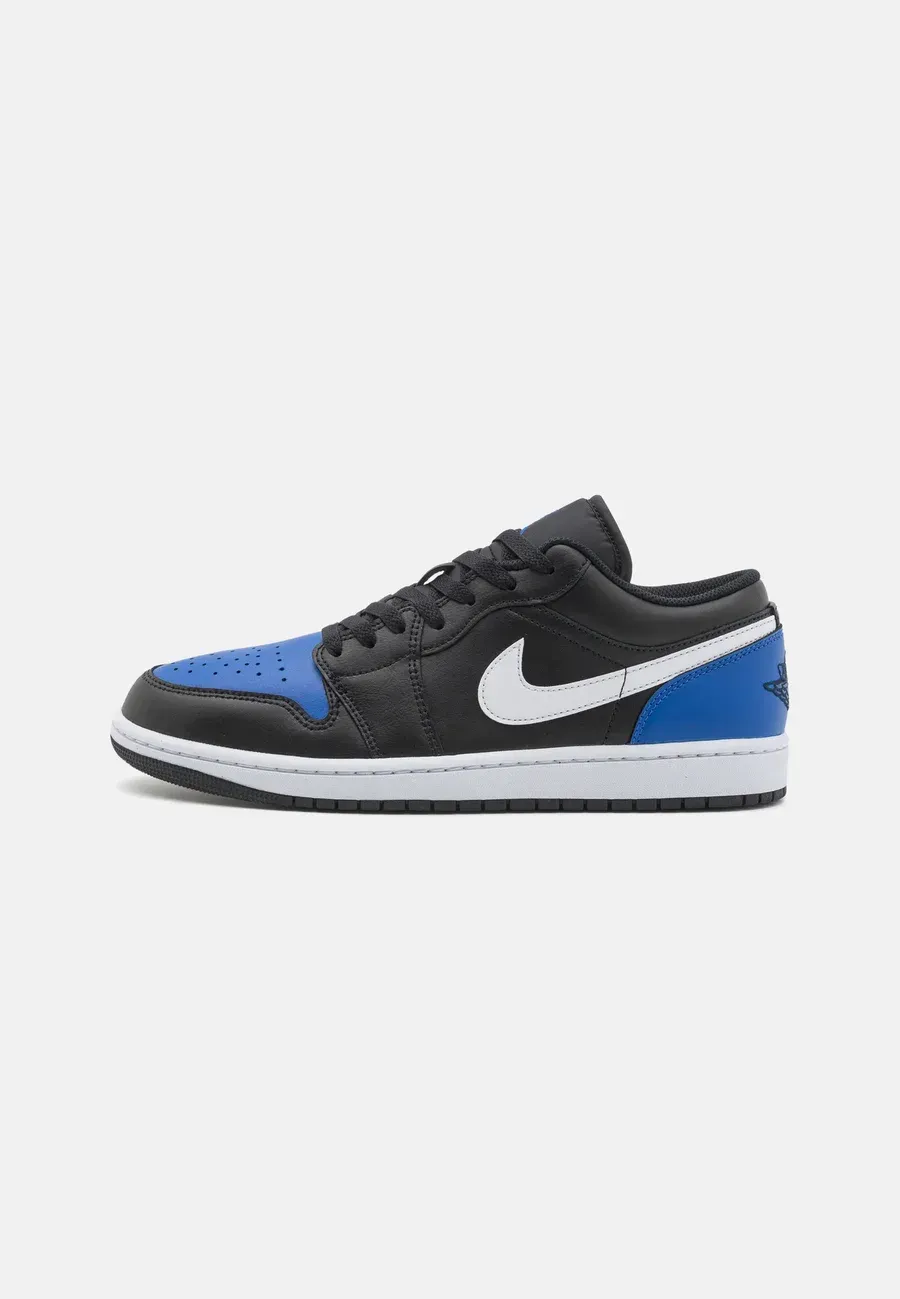 Фото № 1 с приближением к товару «‎AIR JORDAN 1 LOW»