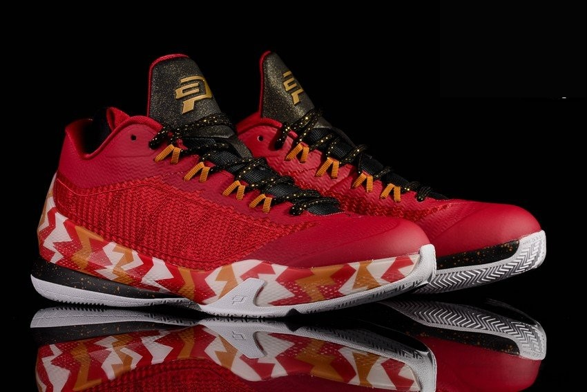 Фото № 1 с приближением к товару «‎Nike Air Jordan Cp3.viii Christmas »