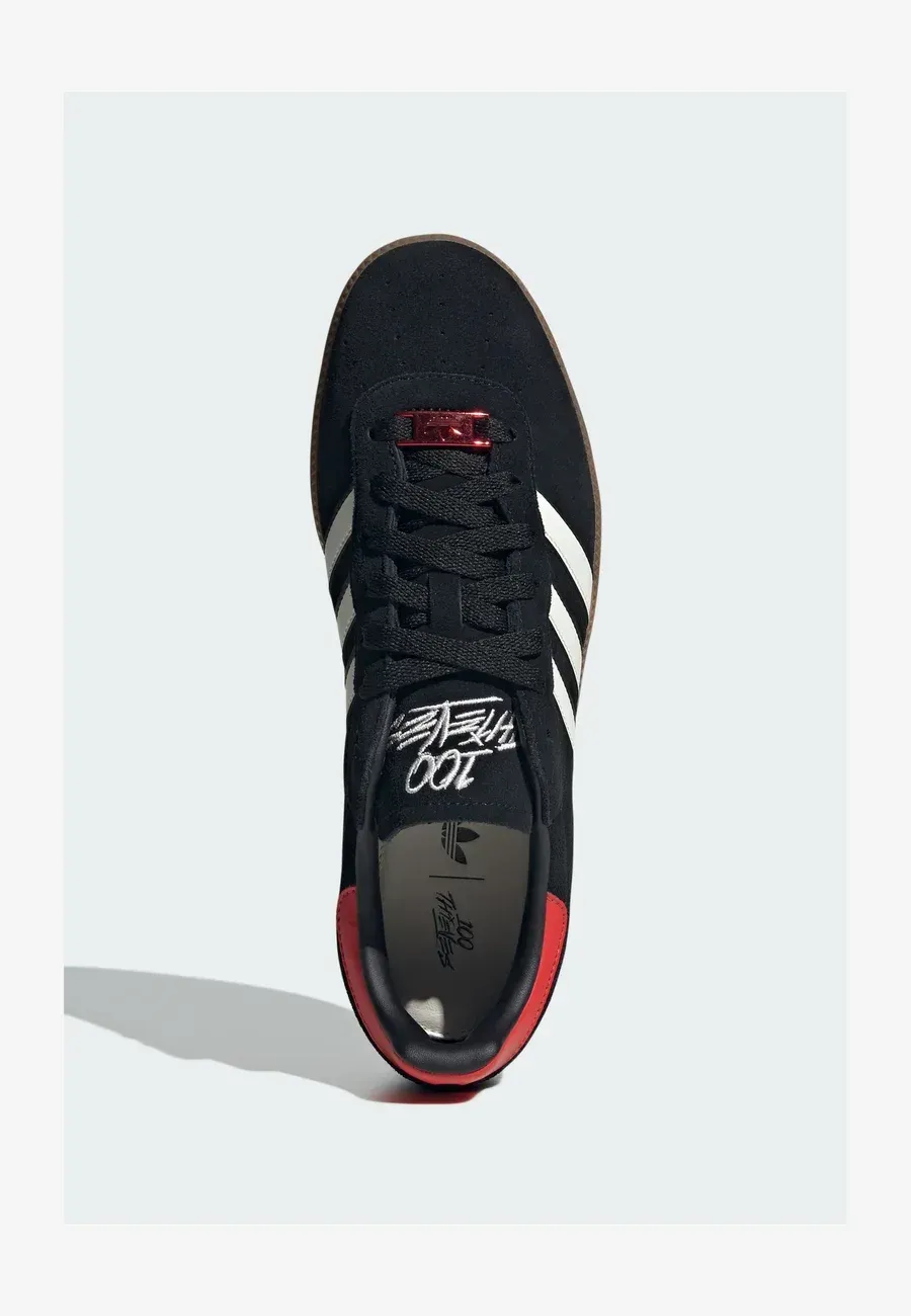 Фото № 3 с приближением к товару «‎100 THIEVES PALOS HILLS»