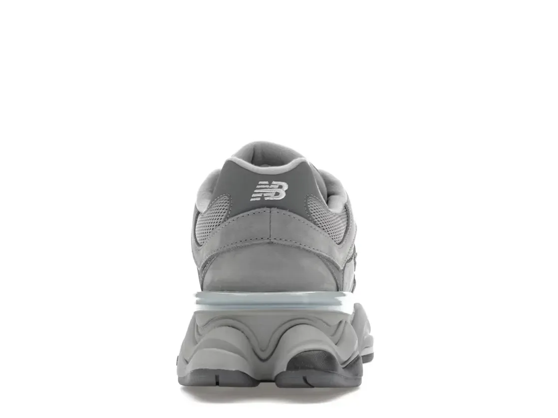 Фото № 4 с приближением к товару «‎New Balance 9060»