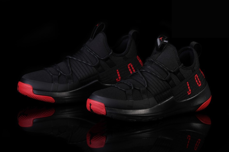 Фото № 3 с приближением к товару «‎Nike Air Jordan Trainer Pro »