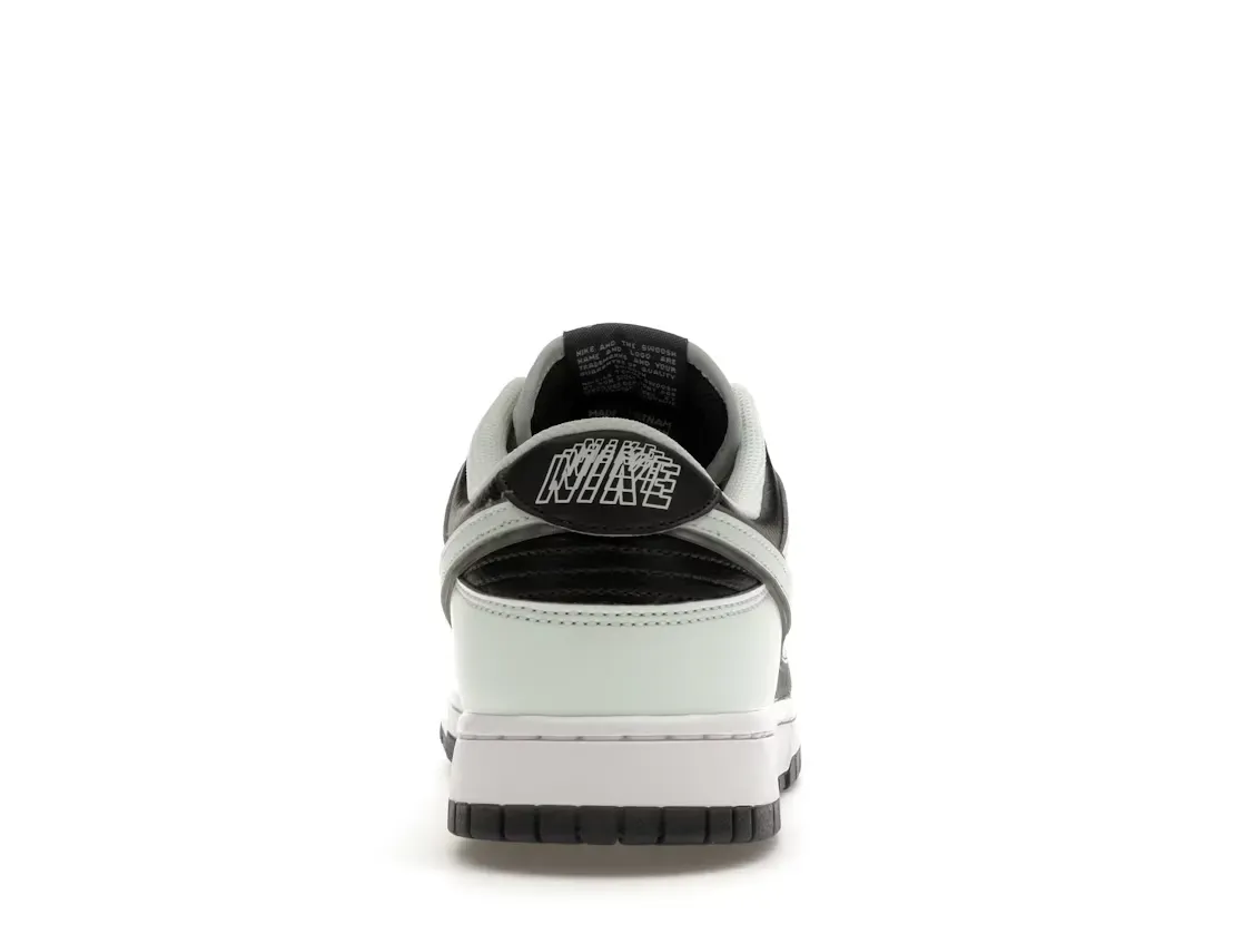 Фото № 4 с приближением к товару «‎Nike Dunk Low»