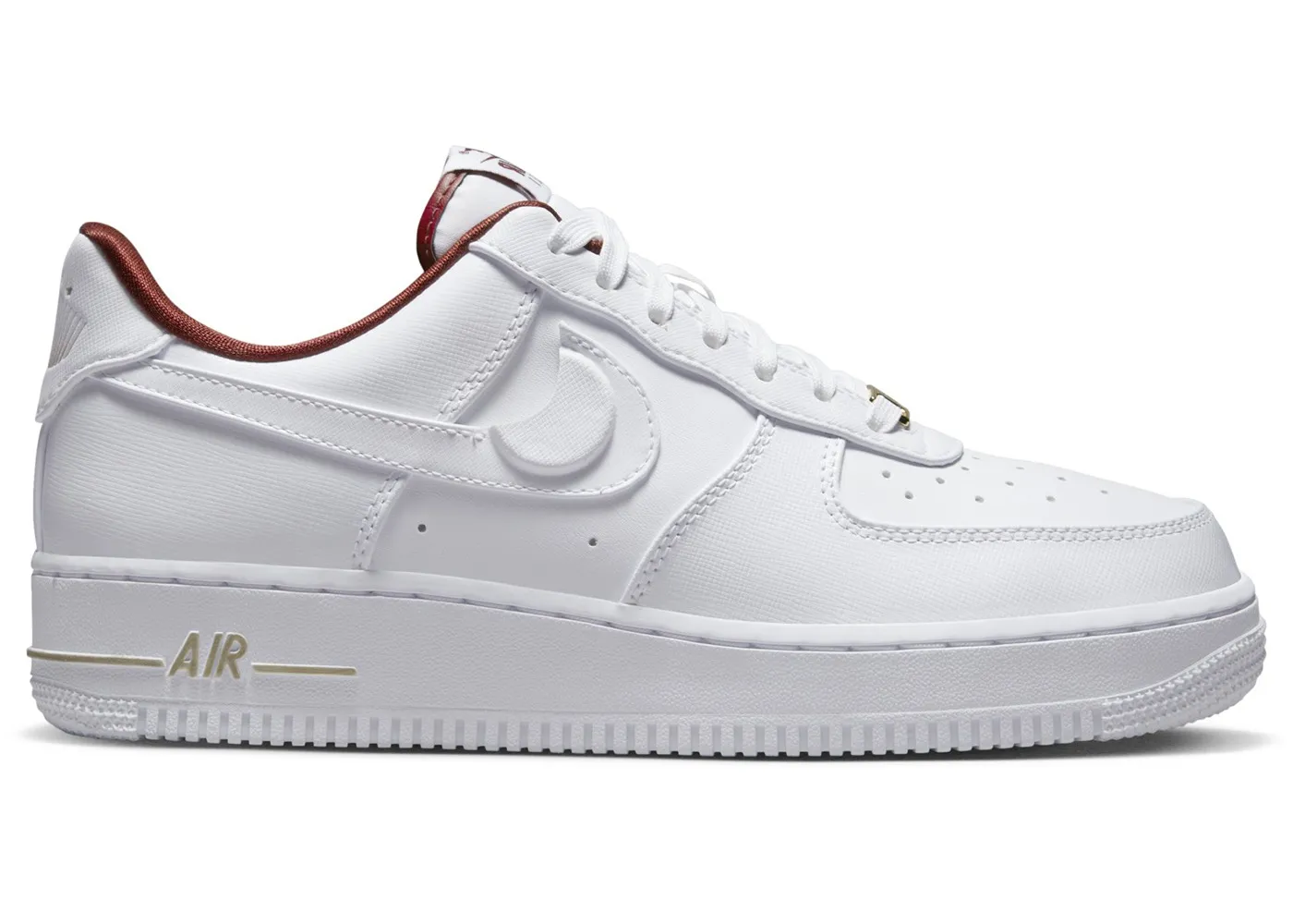 Фото № 1 с приближением к товару «‎Nike Air Force 1 Low 07 SE Just Do It Summit White Team Red »