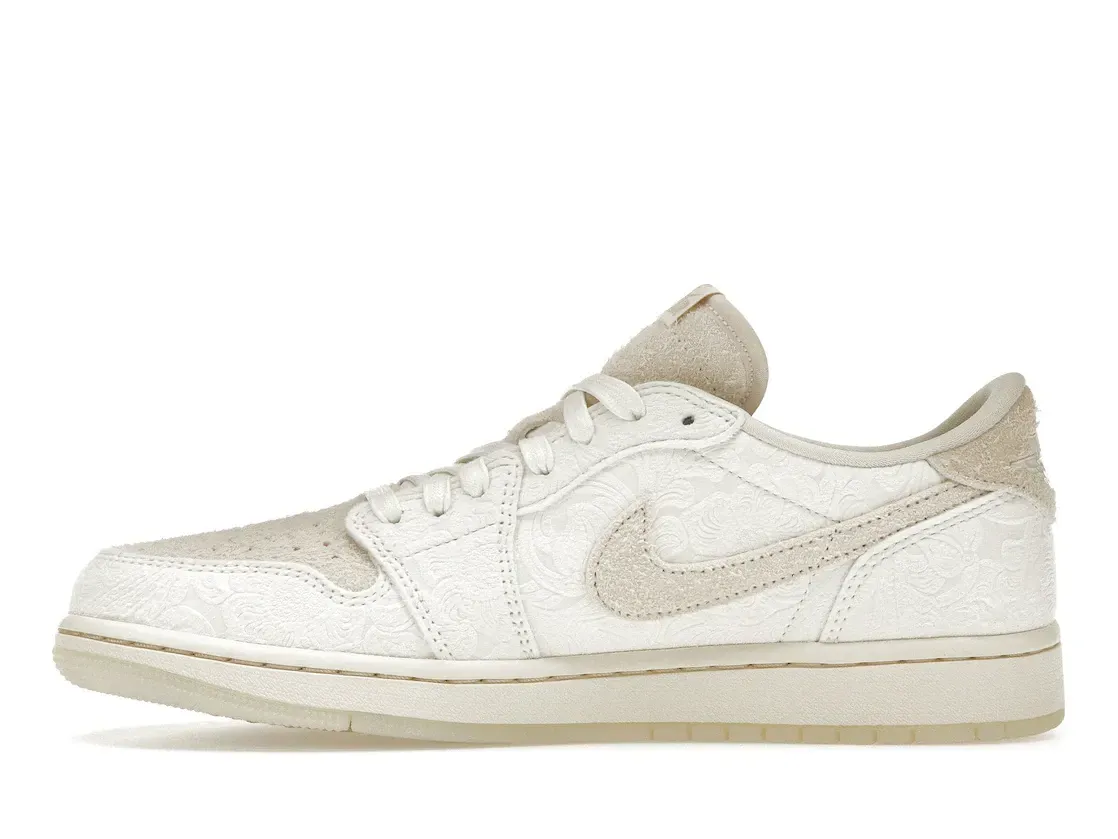 Фото № 3 с приближением к товару «‎Jordan 1 Retro Low OG Chris Paul»