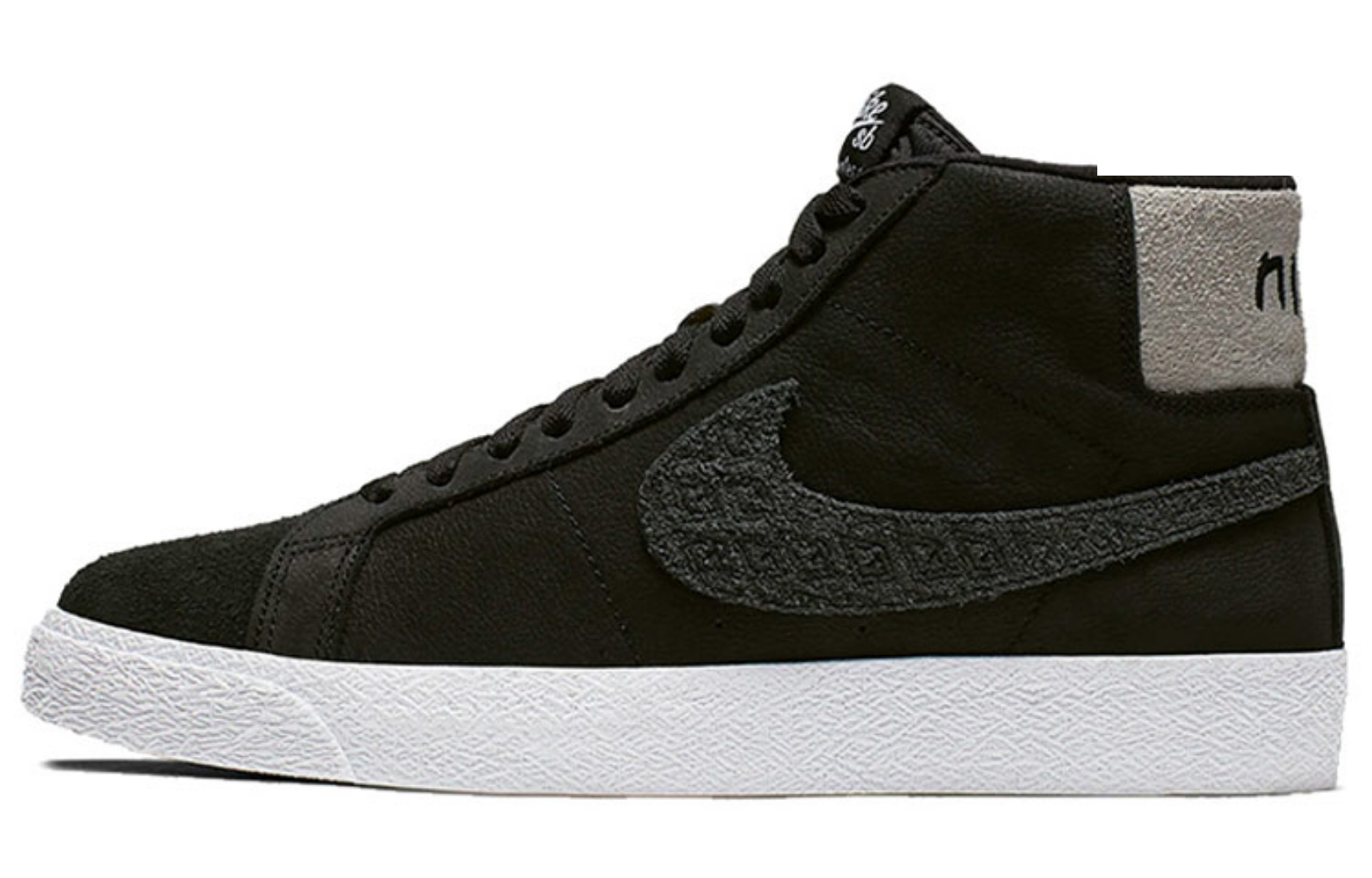 Фото № 1 с приближением к товару «‎Nike SB Zoom Blazer Mid Gnarhunters»