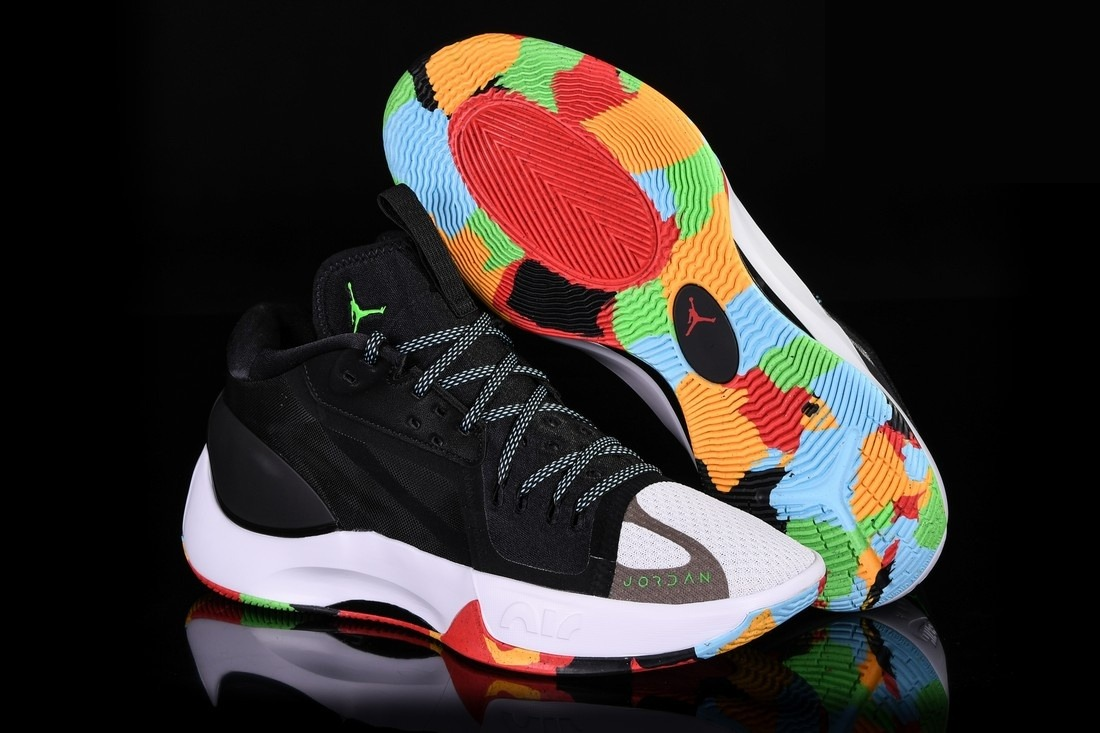 Фото № 4 с приближением к товару «‎Nike Air Jordan Zoom Separate Luka Doncic»