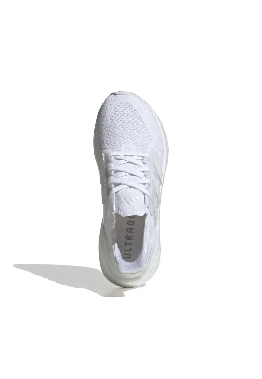 Фото № 4 с приближением к товару «‎ULTRABOOST 5»