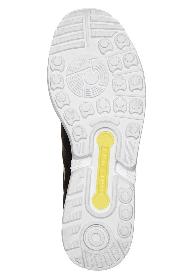 Фото № 5 с приближением к товару «‎Adidas Zx Flux »