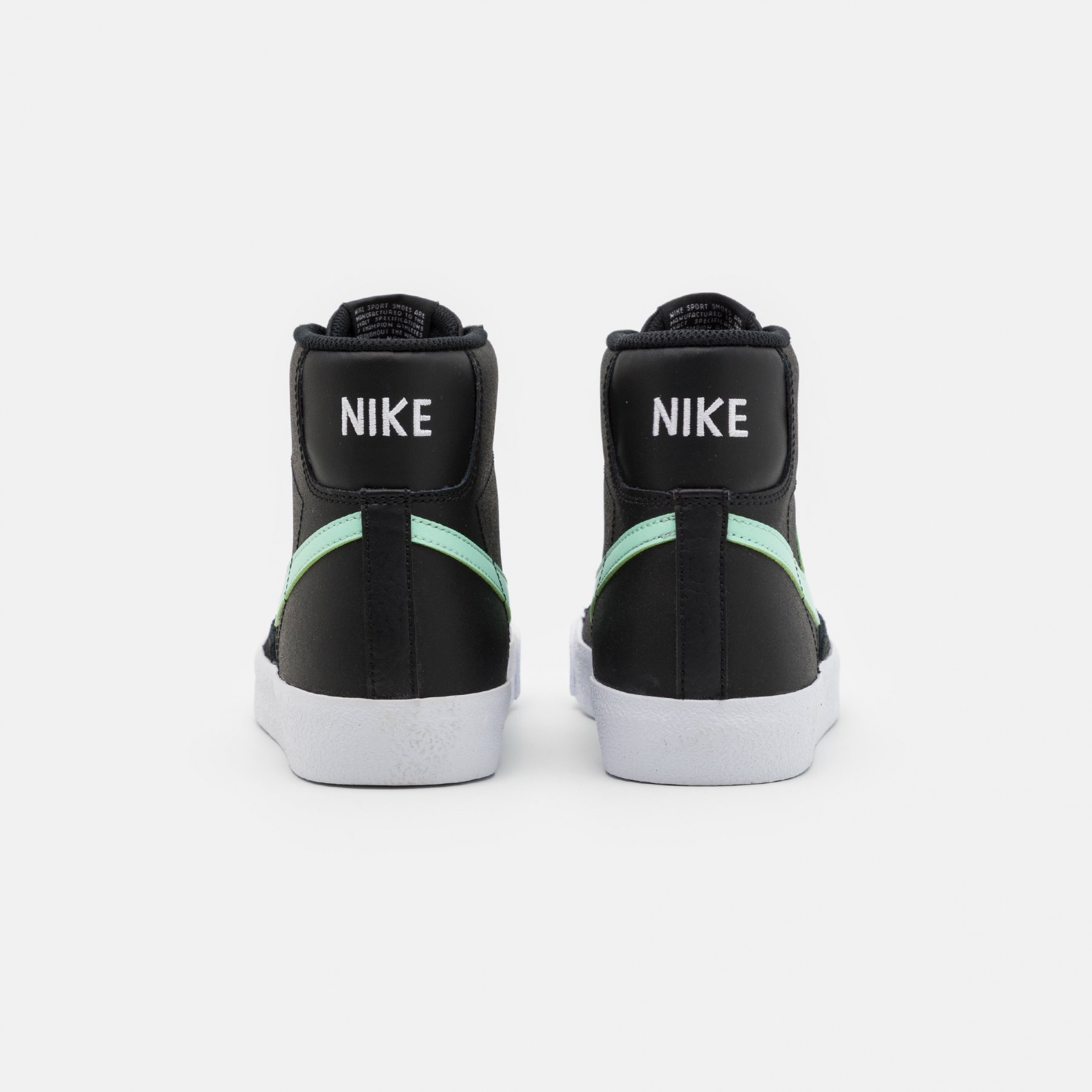 Фото № 3 с приближением к товару «‎Nike Blazer 77 »