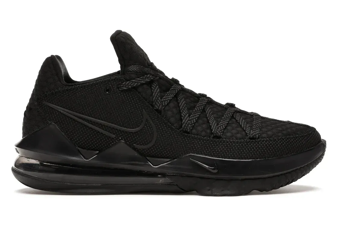Фото № 1 с приближением к товару «‎Nike LeBron 17 Low Triple Black»