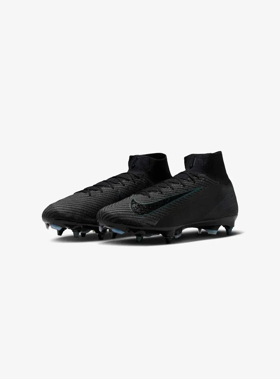 Фото № 2 с приближением к товару «‎Moulded stud football boots»