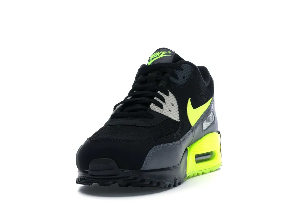 Фото № 2 с приближением к товару «‎Nike Air Max 90 Dark Grey Black Volt»