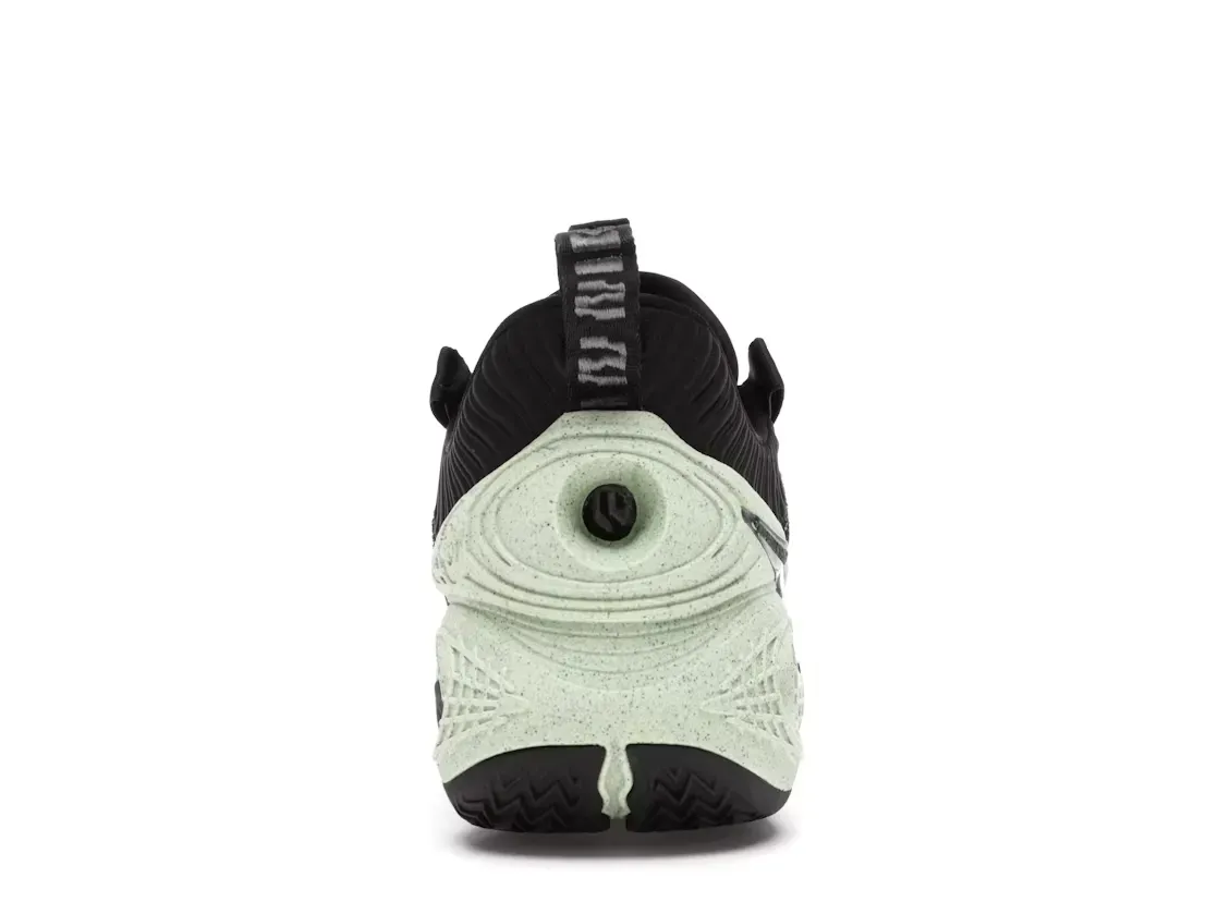 Фото № 4 с приближением к товару «‎Nike Cosmic Unity»