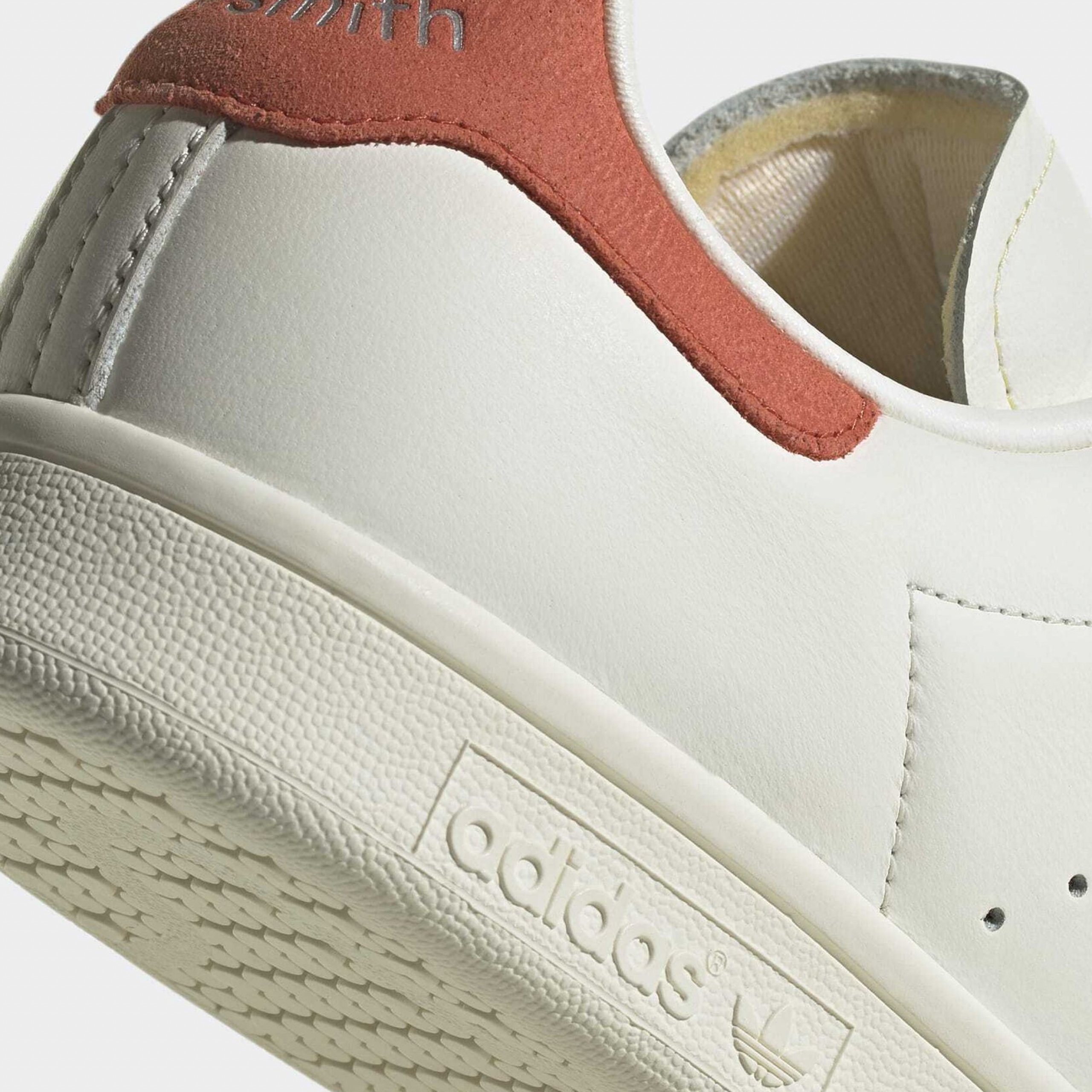 Фото № 4 с приближением к товару «‎Adidas Stan Smith »