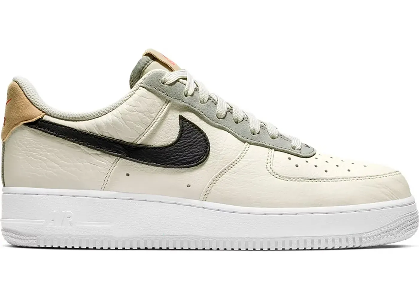 Фото № 1 с приближением к товару «‎Nike Air Force 1 Low»