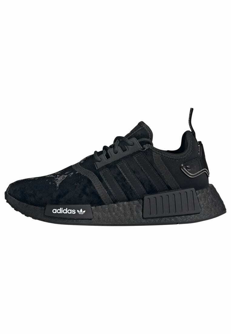 Фото № 1 с приближением к товару «‎Кроссовки Adidas SPAD111A1SK-Q11»
