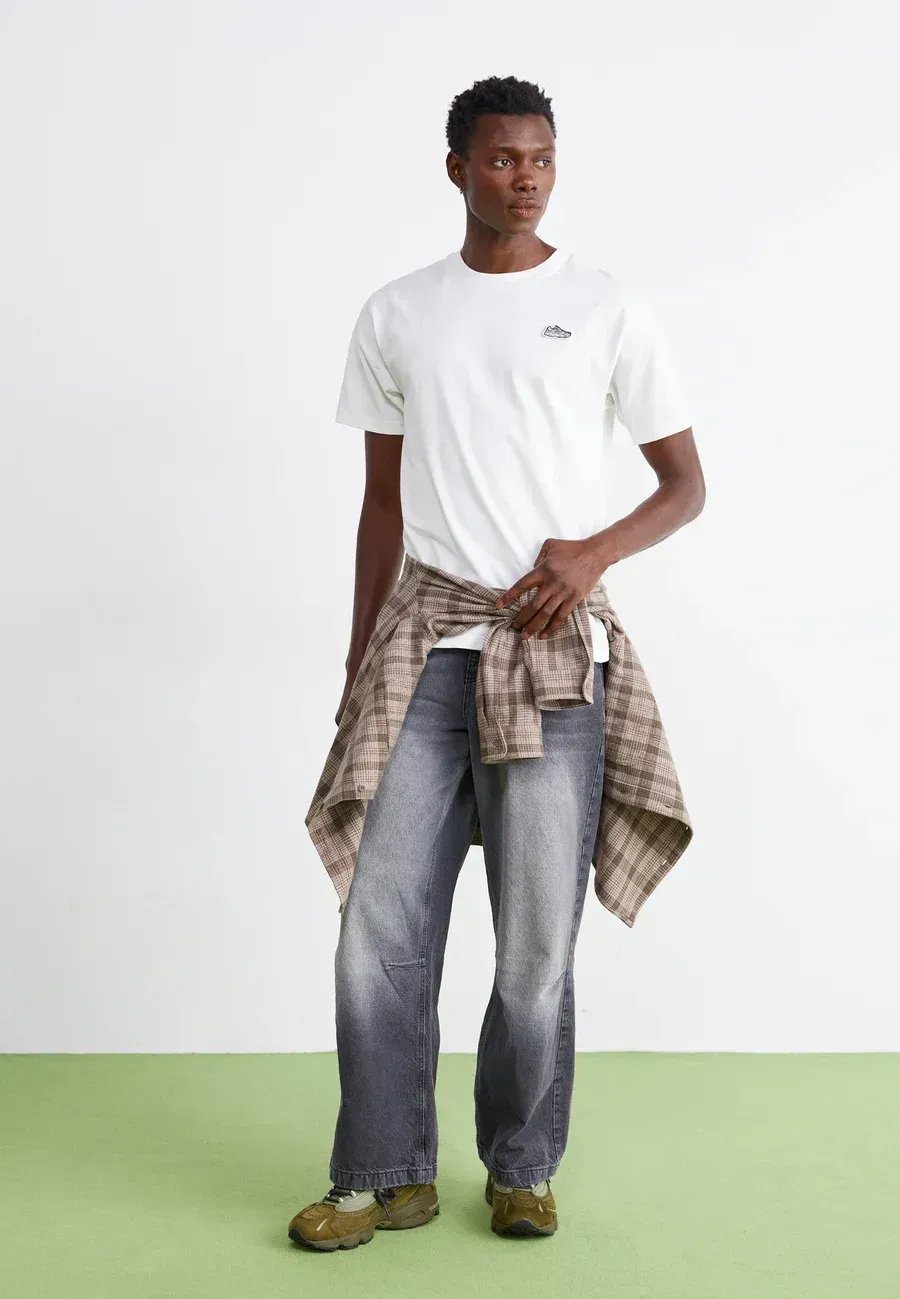 Фото № 3 с приближением к товару «‎M1000 UNISEX»