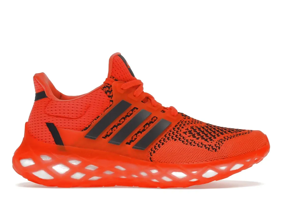 Фото № 1 с приближением к товару «‎adidas Ultra Boost Web DNA Solar Red»