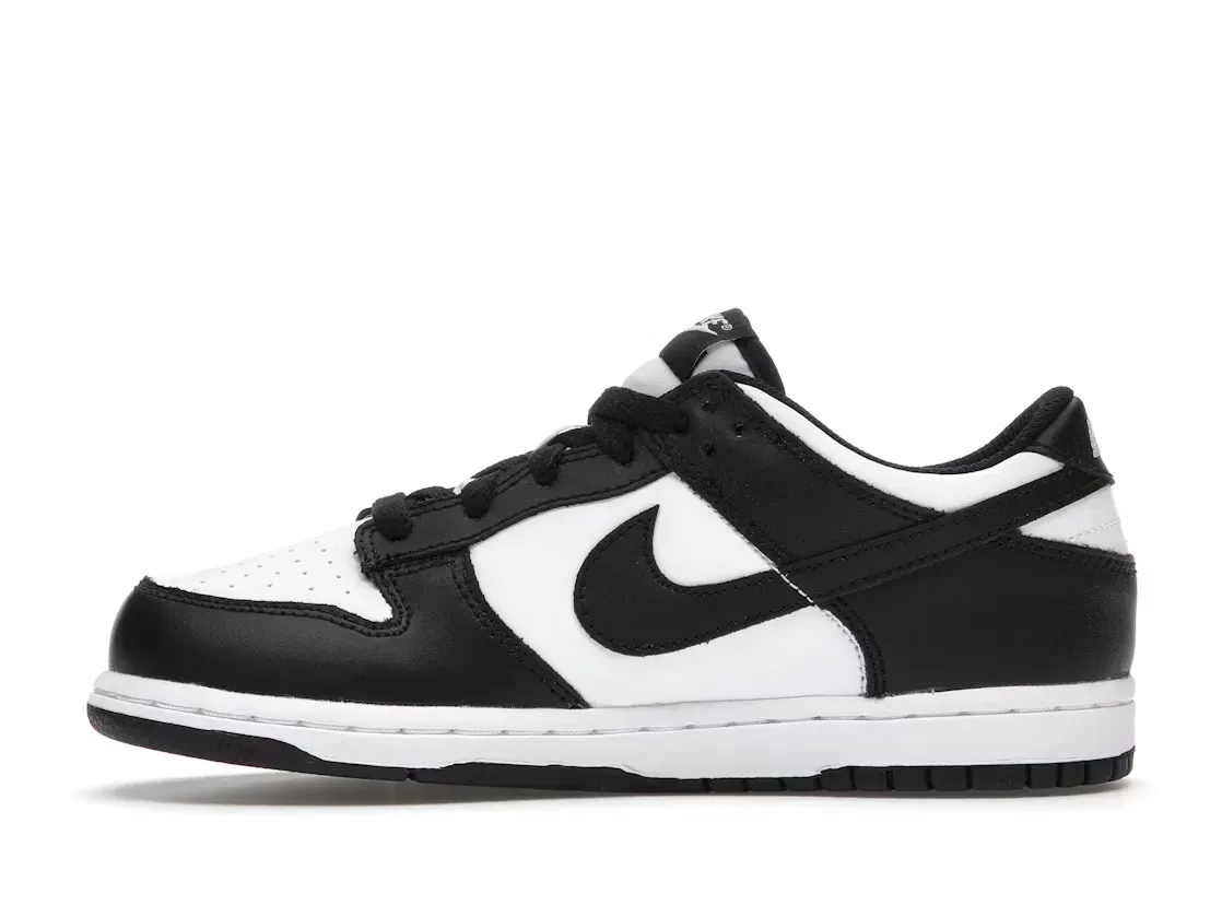 Фото № 3 с приближением к товару «‎Nike Dunk Low Retro»