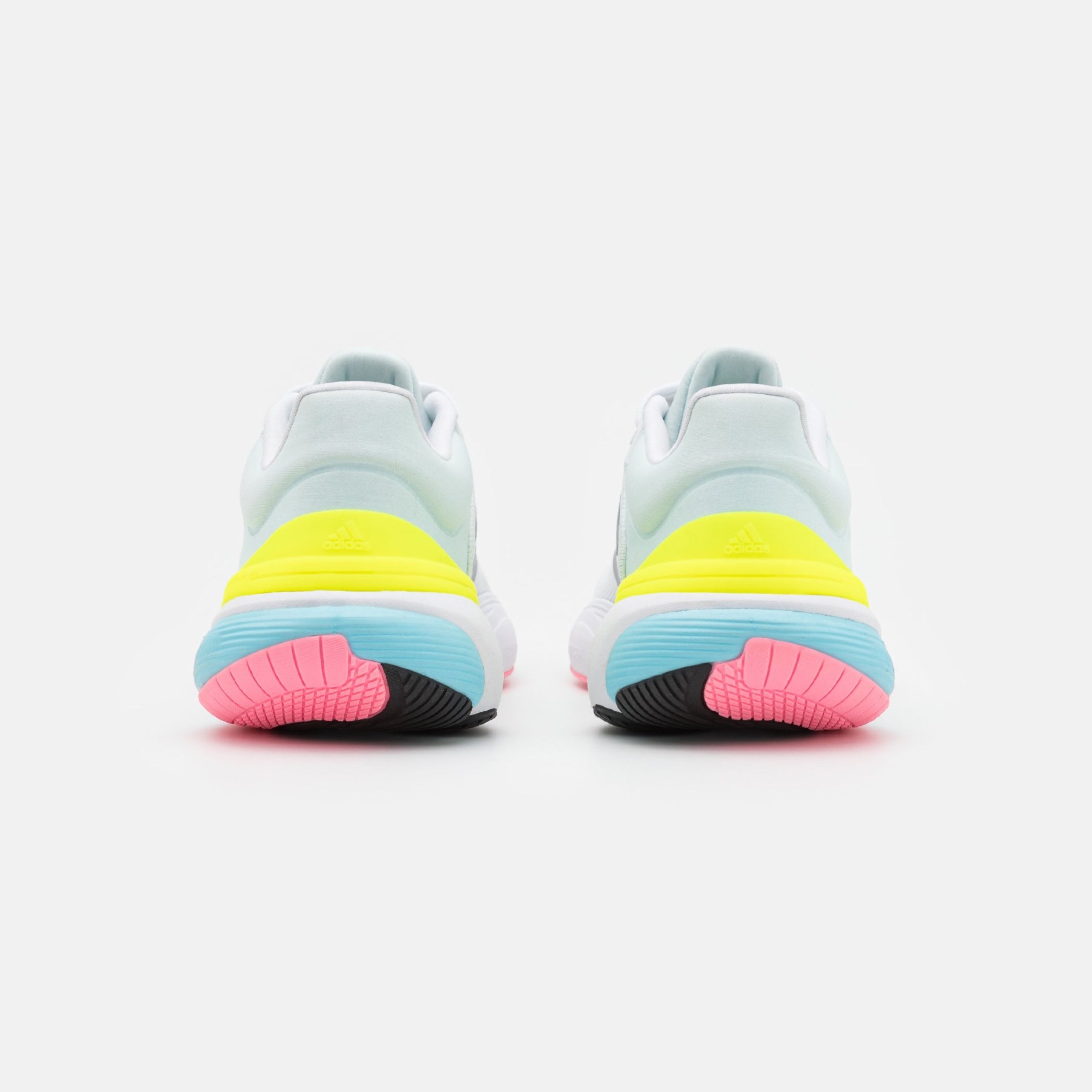 Фото № 3 с приближением к товару «‎Adidas Response Super 3.0»