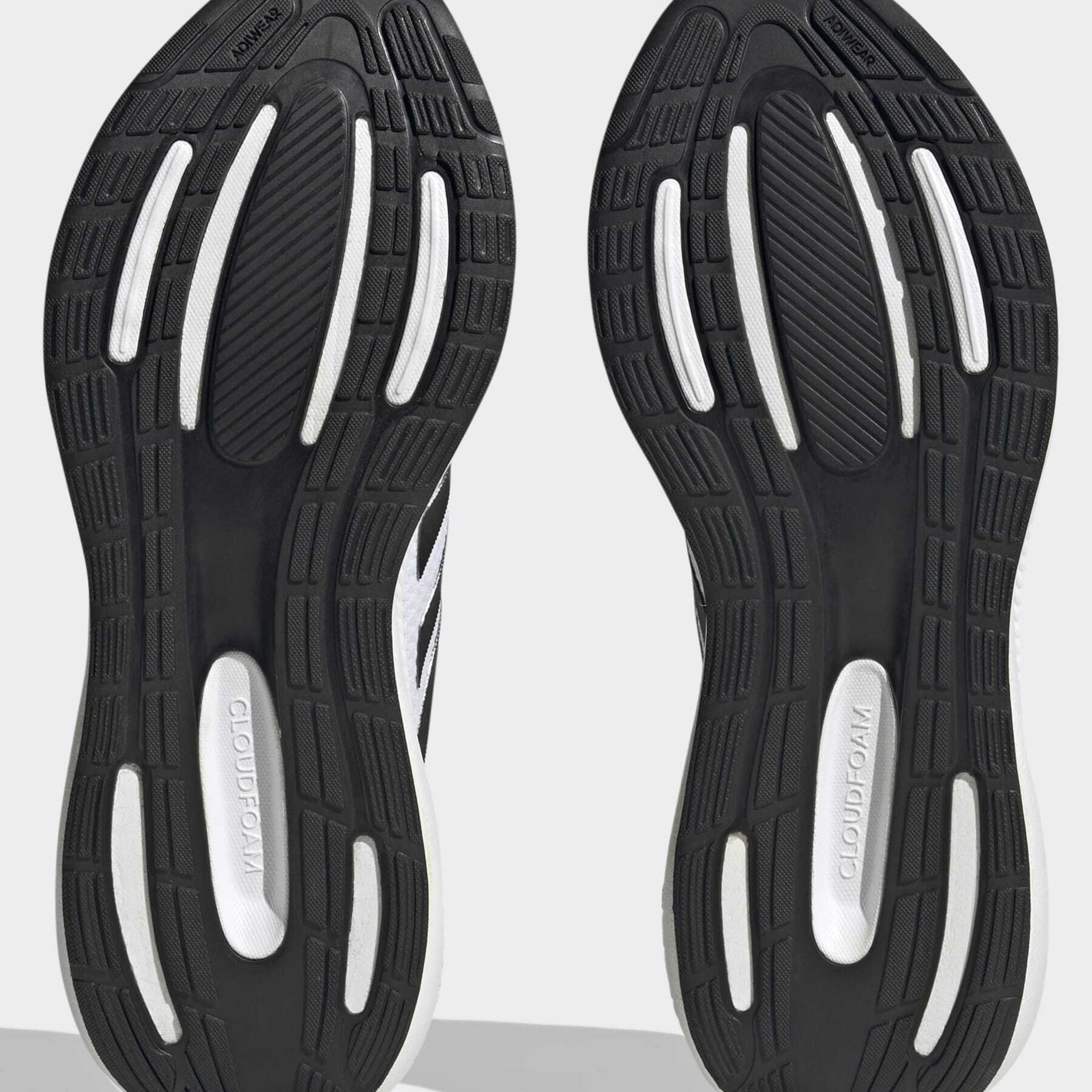 Фото № 5 с приближением к товару «‎Adidas 3.0»