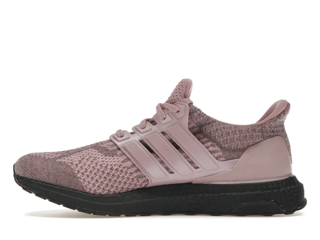Фото № 3 с приближением к товару «‎adidas Ultra Boost 5.0 DNA Shift Pink »
