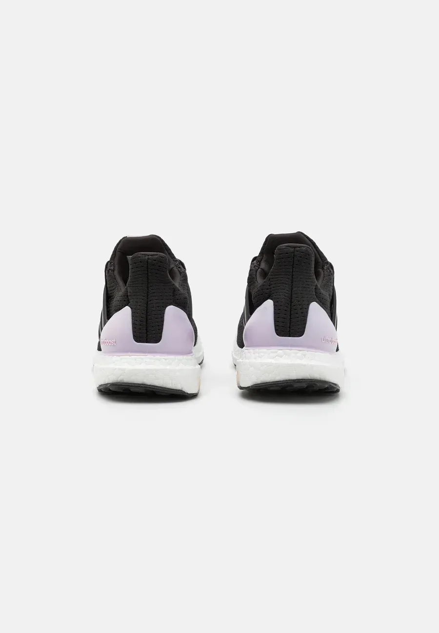 Фото № 3 с приближением к товару «‎ULTRABOOST 1.0»