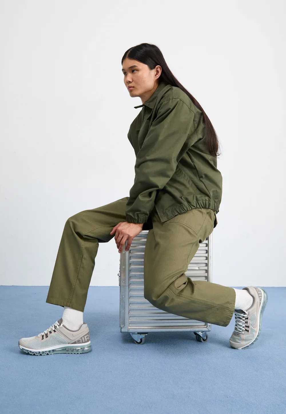 Фото № 3 с приближением к товару «‎AIR MAX 2013»