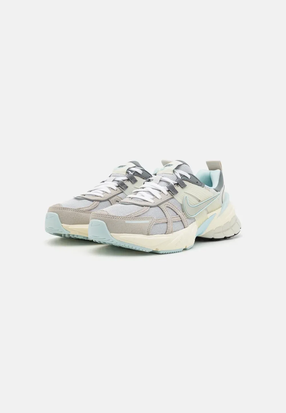 Фото № 2 с приближением к товару «‎V2K RUN»