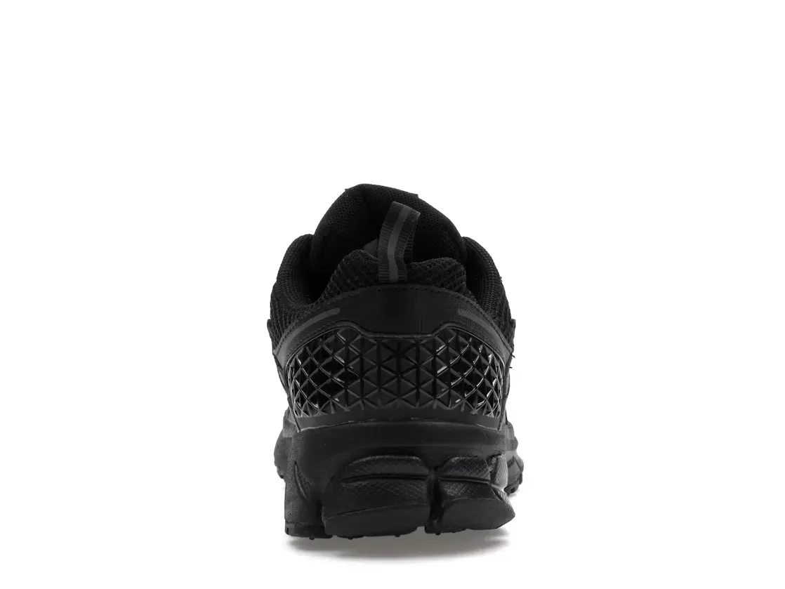 Фото № 4 с приближением к товару «‎Nike Zoom Vomero 5»