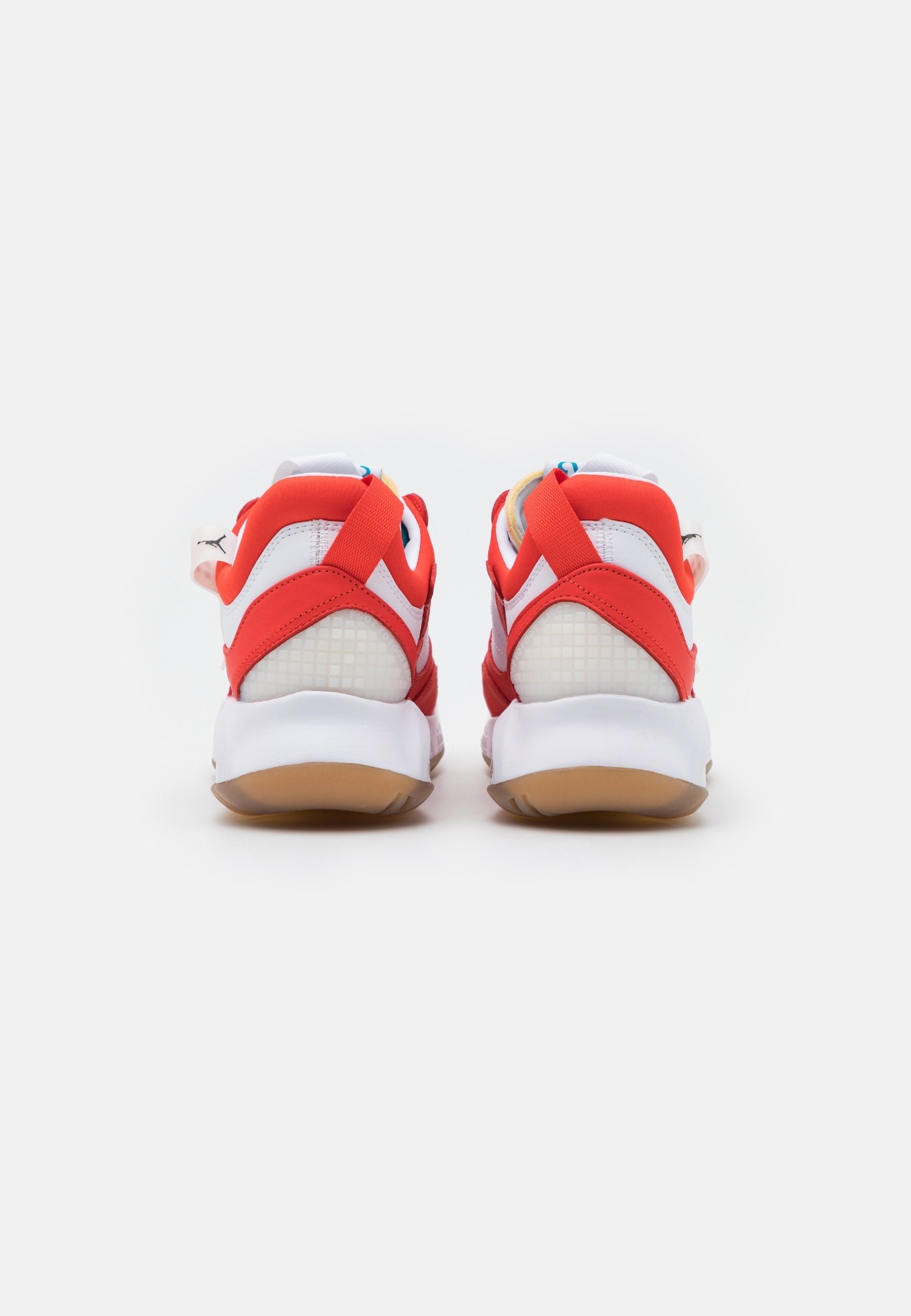 Фото № 3 с приближением к товару «‎Jordan Ma2 »