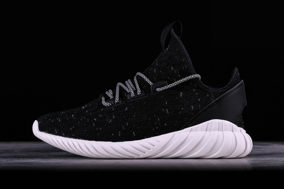 Фото № 1 с приближением к товару «‎Adidas Originals Tubular Doom Sock Primeknit »