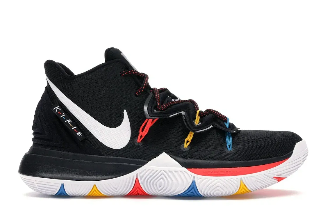 Фото № 1 с приближением к товару «‎Nike Kyrie 5 Friends»